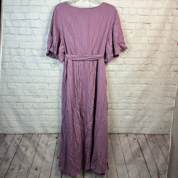 BloomChic Lavender Lace Front Ruffle Pocket Dress Plus Size 1X - Picture 6 of 6